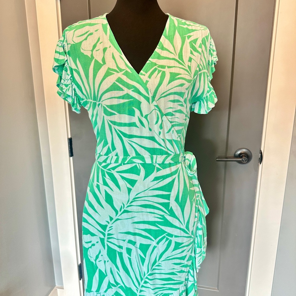 Billabong Green and White Tropical Wrap Dress